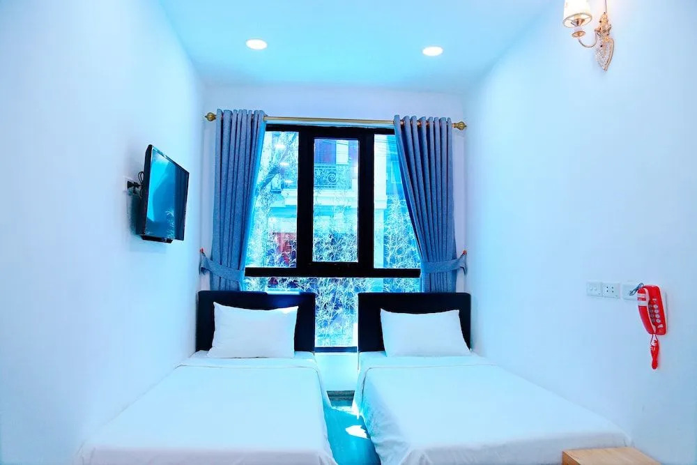 ZO Brother Halong Hostel