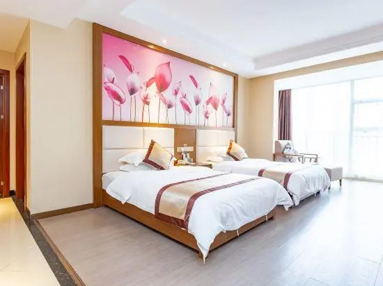 Shida Fenghuang Hotel