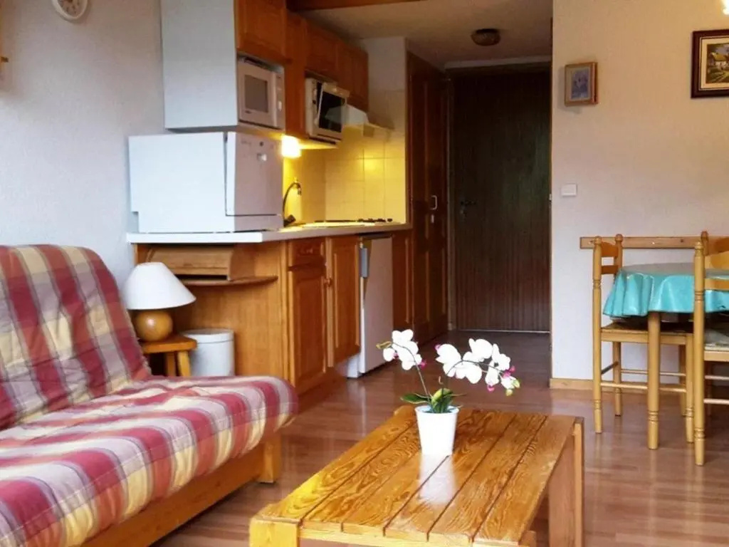 Appartement Le Grand-Bornand, 2 pièces, 6 personnes - FR-1-241-21