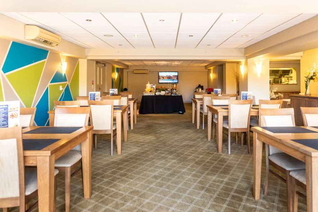 Ocean Breeze Hotel