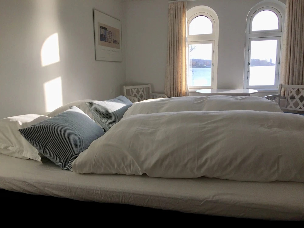Troense Bed and Breakfast by the sea