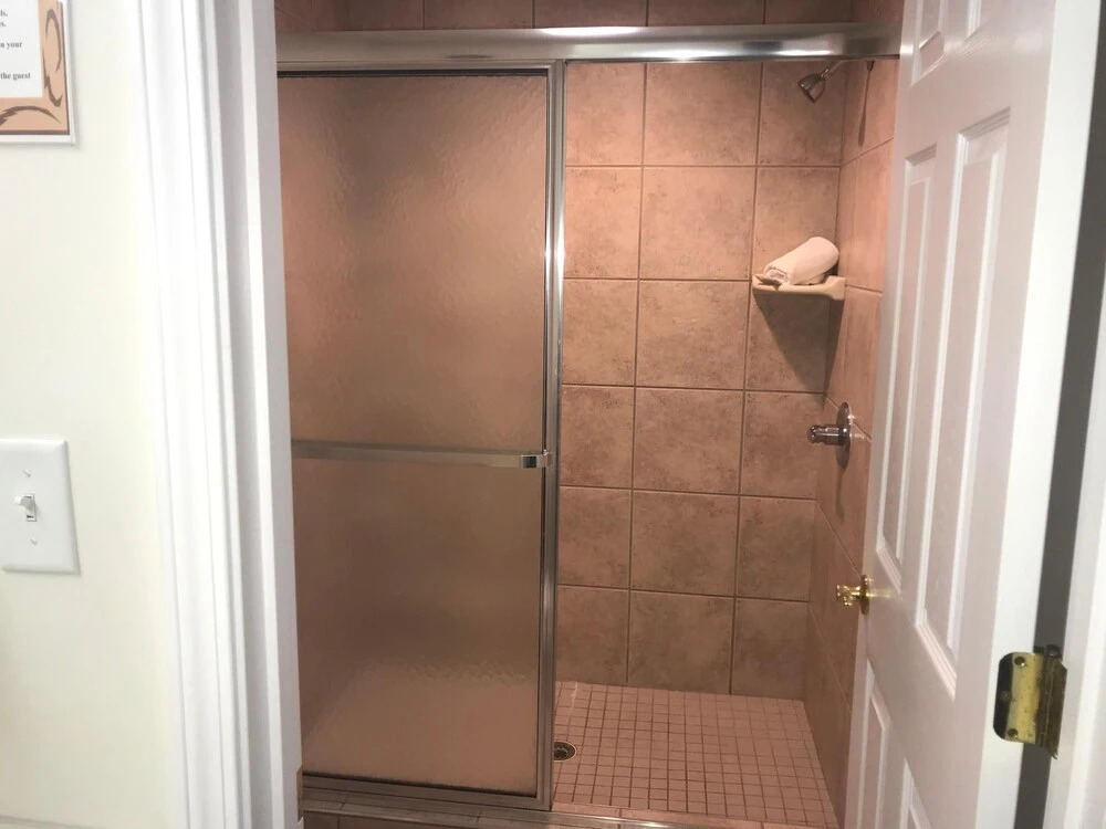 Whispering Pines 551