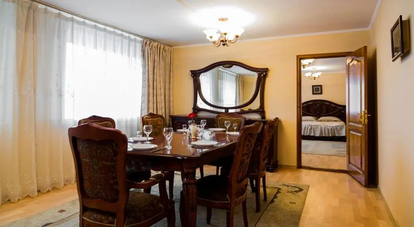 Premier Hotel