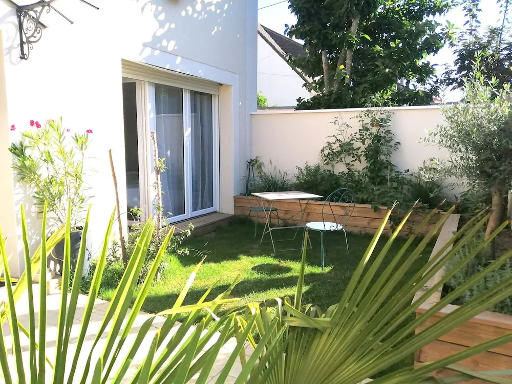 Studio à la VILLA VOLTAIRE