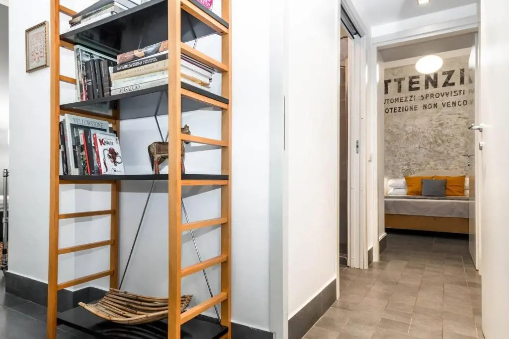 ALTIDO Charming Apt for 3 with Adorable Internal Garden