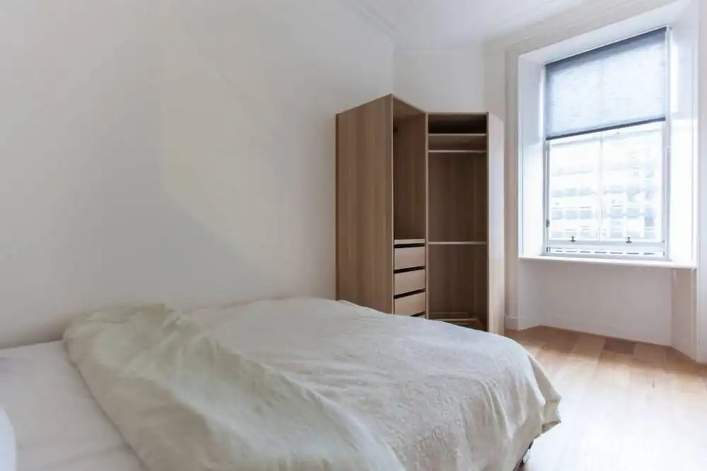 2 Bedroom Apartment Near Edinburgh Castle
