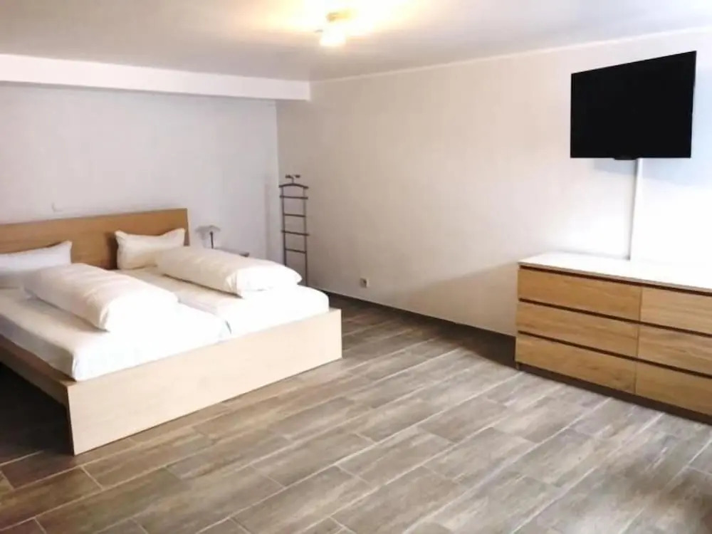 Louis Hotels
