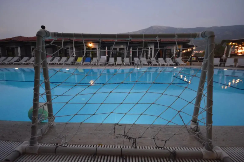 Hisar Holiday Club
