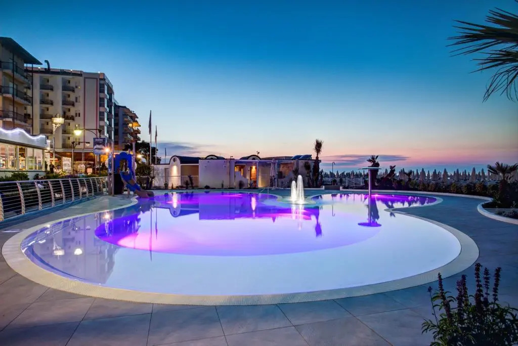 Mediterraneo Hotel & Suites