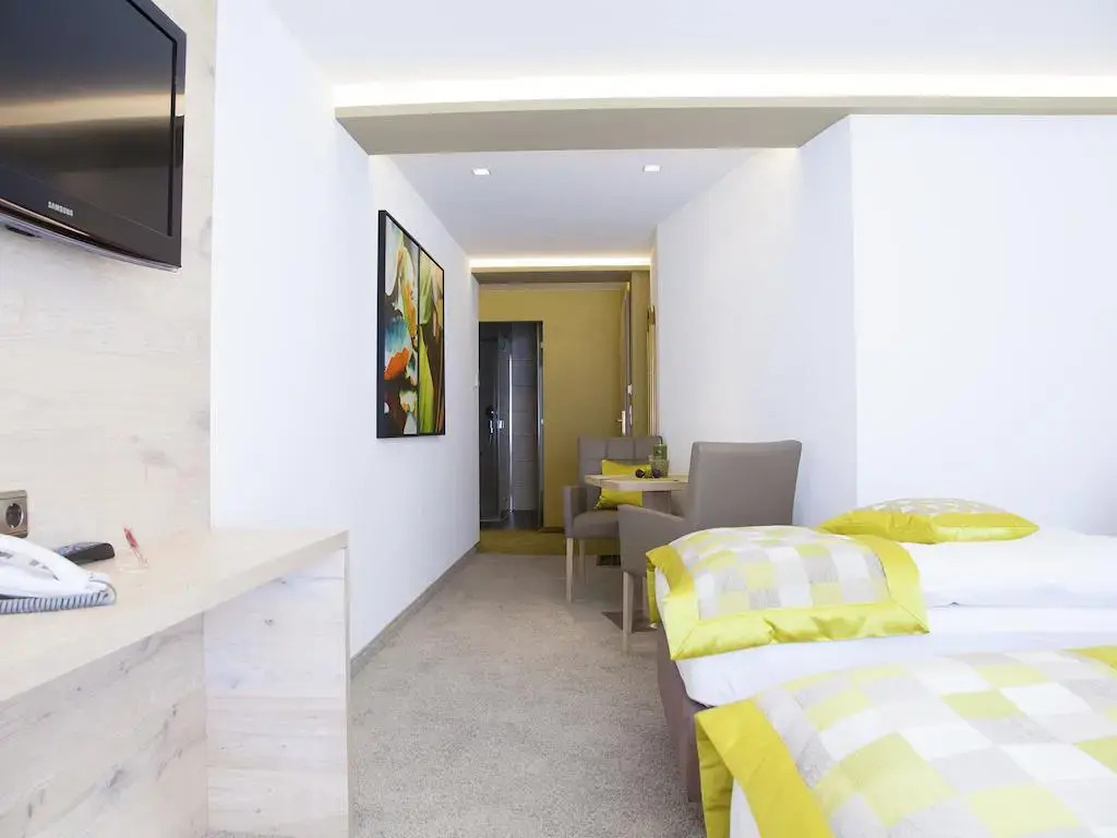 Hotel Neder