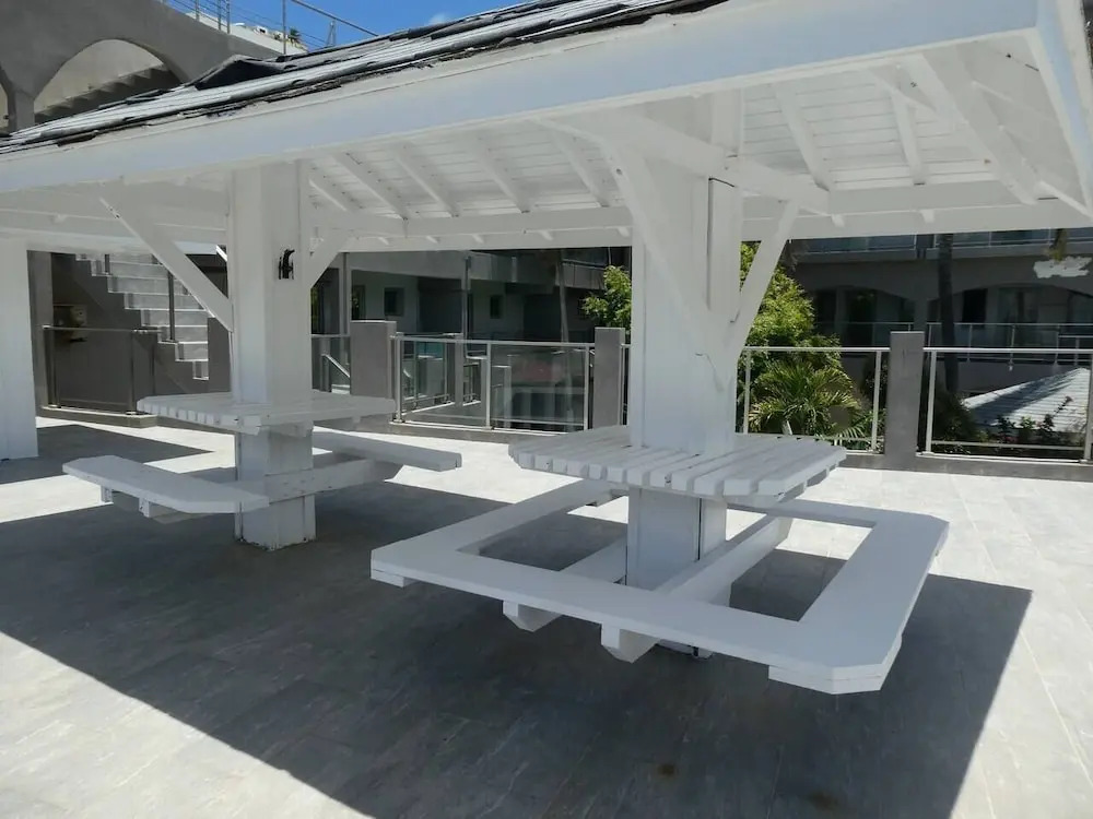 Sun Tan Apartment 12, Near the Ocean