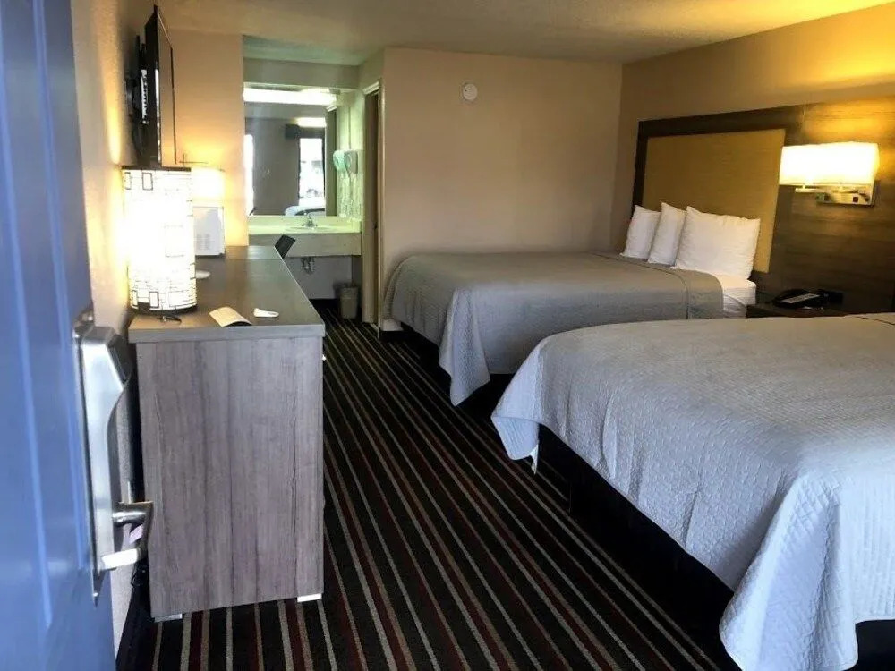 Legacy Inn - Gallatin