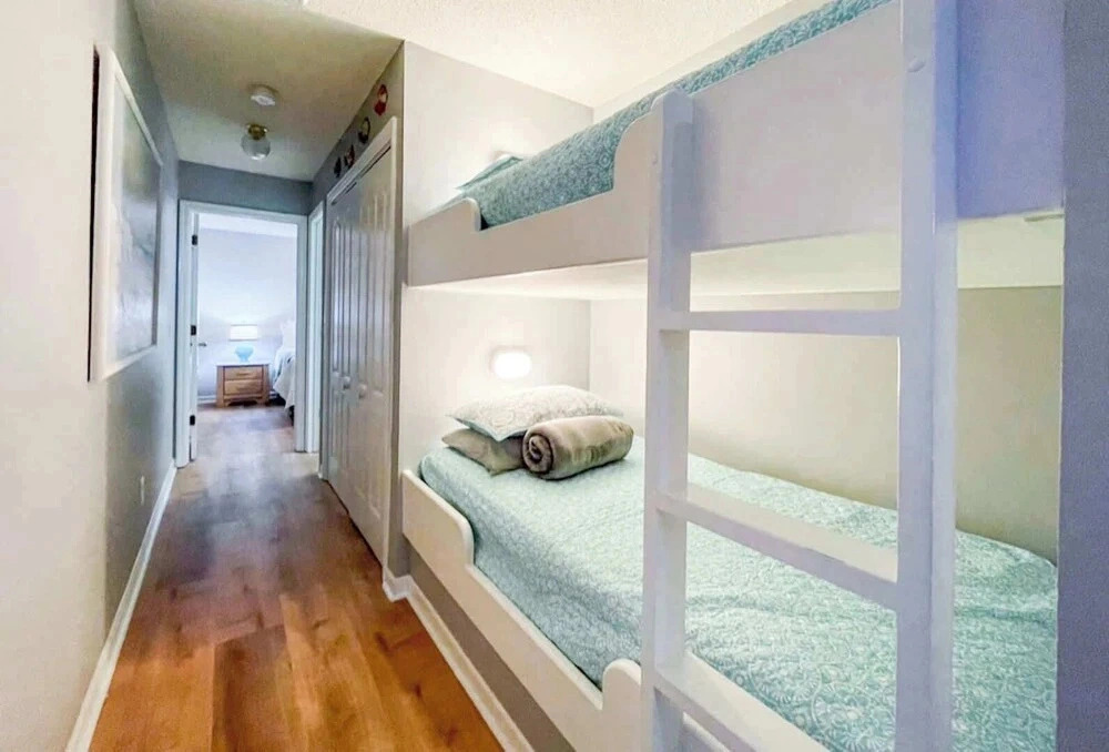 Horizon South 75C Resort-style