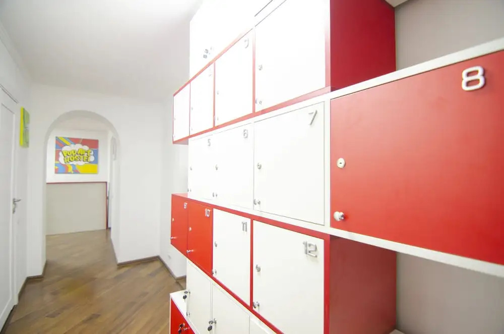 Pop Art Hostel Rynok Sq