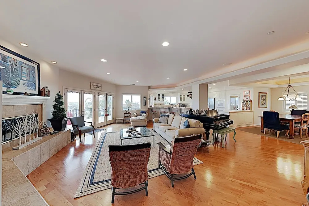 New Listing! Hillside Beach House w/ Ocean Views home