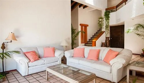 Stella Maris Three Bedroom Villa