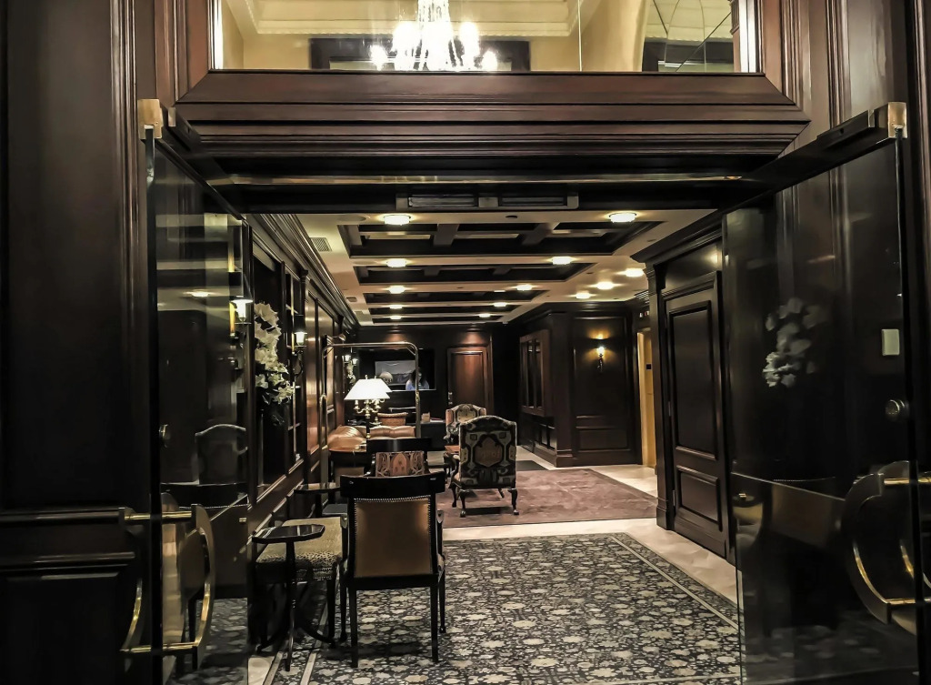 Blakely New York Hotel