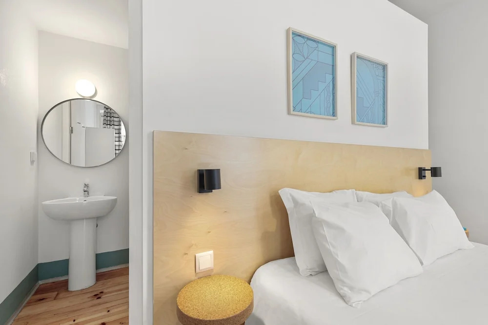 OX Apartments B Places