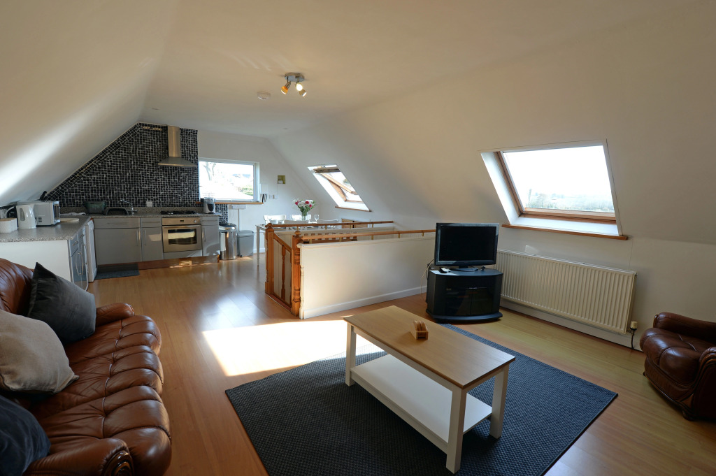Y Bwthyn - Cosy Cottage with Parking