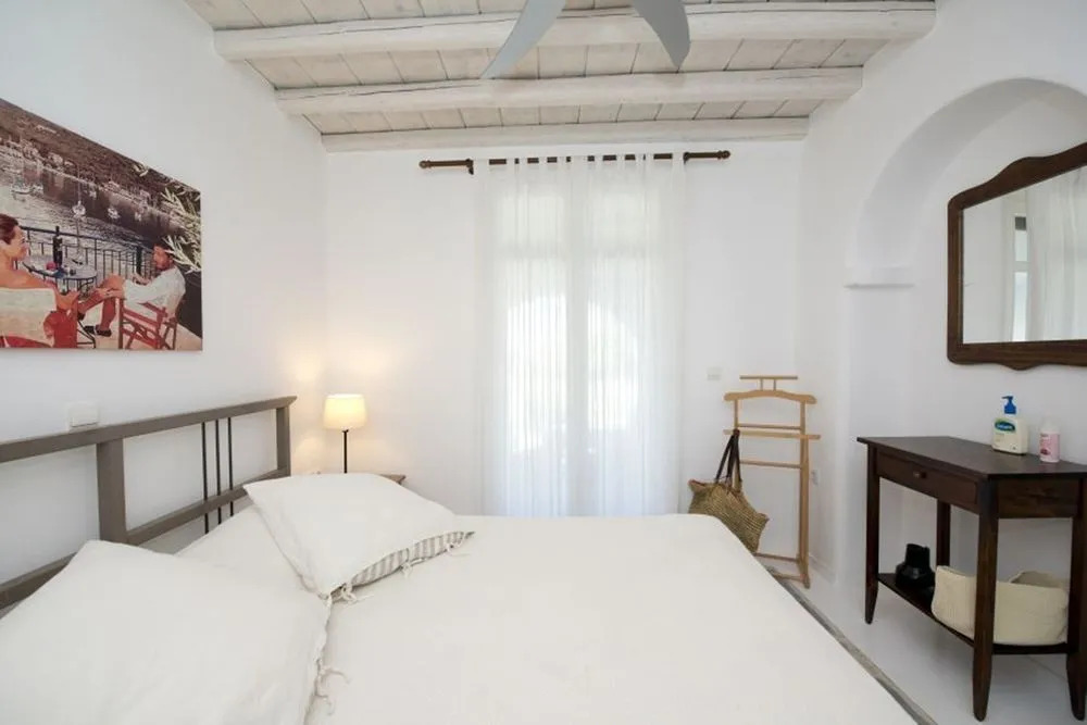 Ornos Apartments