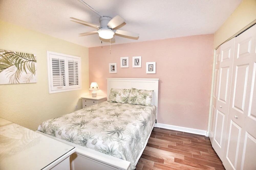0102 Waters Edge Resort 2 Bedroom Condo by Redawning