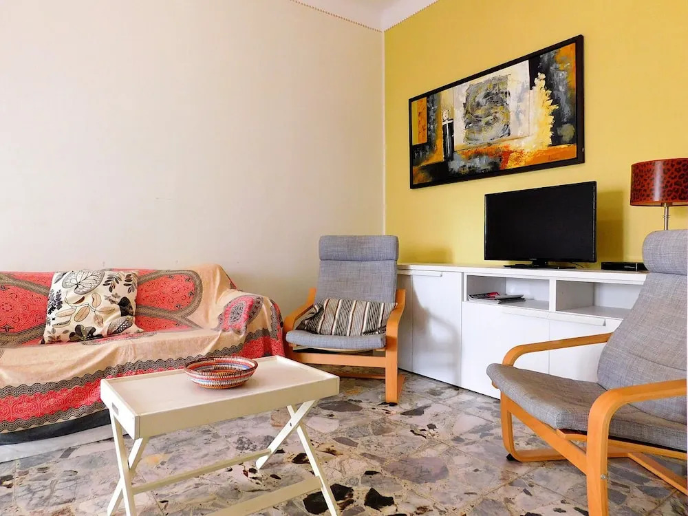Villa Unifamiliare con Posto Auto