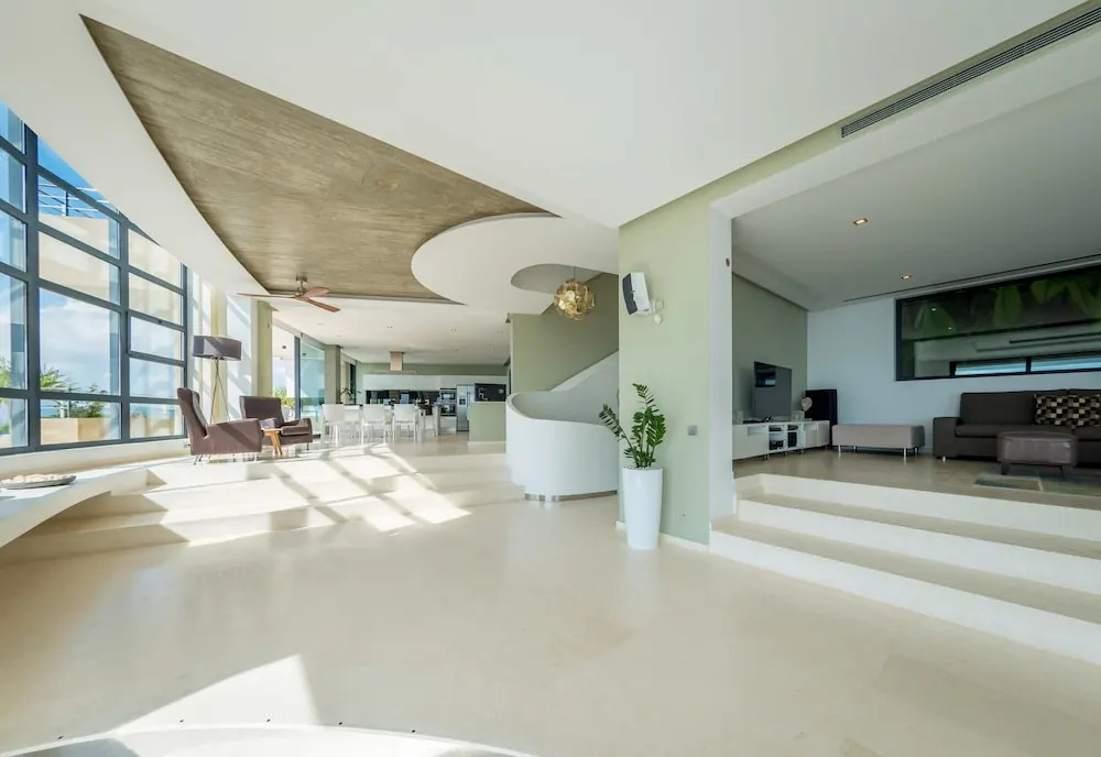 Villa Hilltop