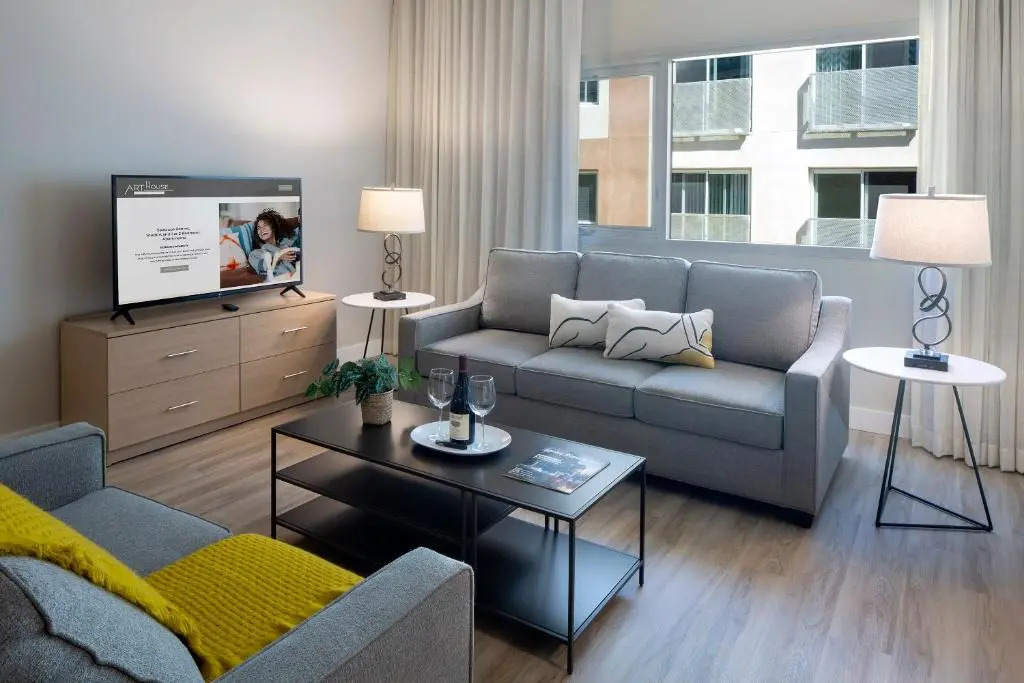 Art House Hotel