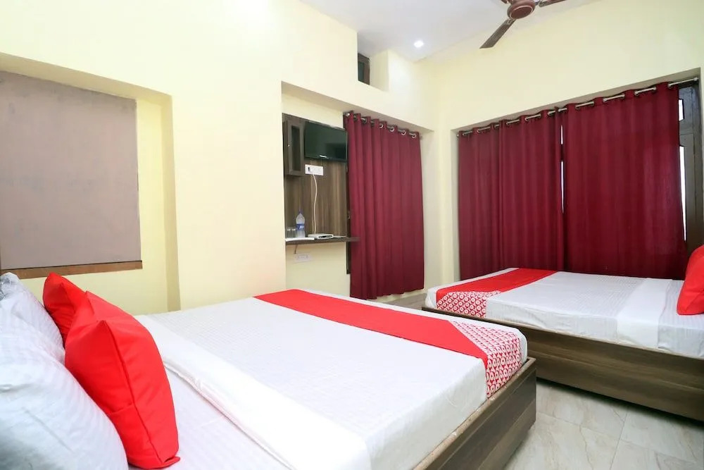 Arora classic guest house
