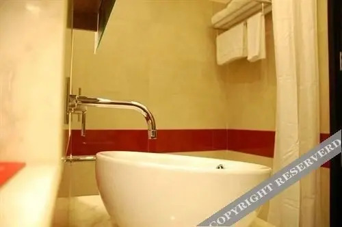 Hotel Red Earth