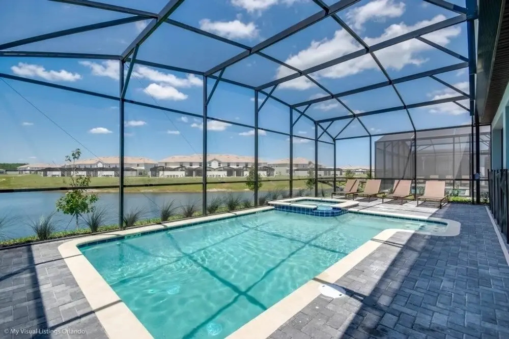 Luxury Lake View 8 Br Villa With Games Room 8 Bedroom Home by Redawning
