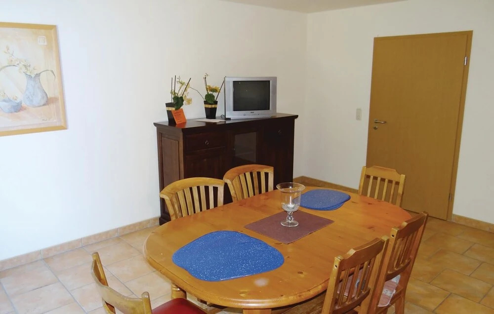 2 Bedroom Nice Home In Faßbergheidesee