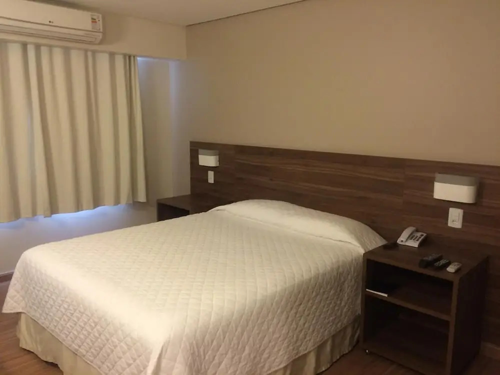 Mogano Business Hotel- ELETROPOSTO