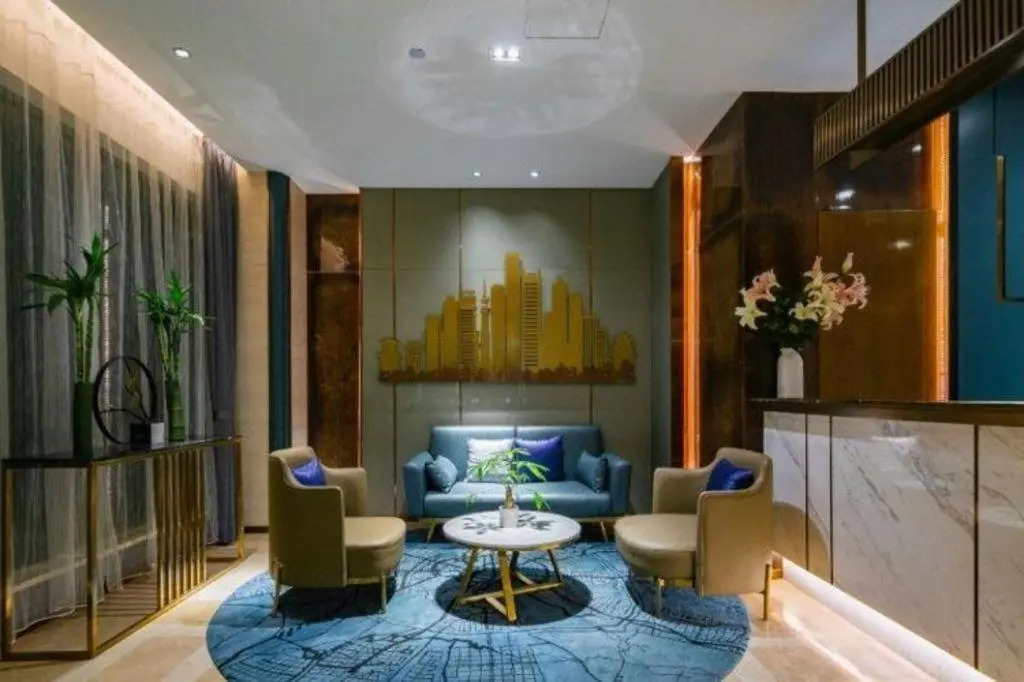 Yitel Collection (Chengdu DuFU Thatched Cottage & Sichuan Provincial People's Hospital  Station）