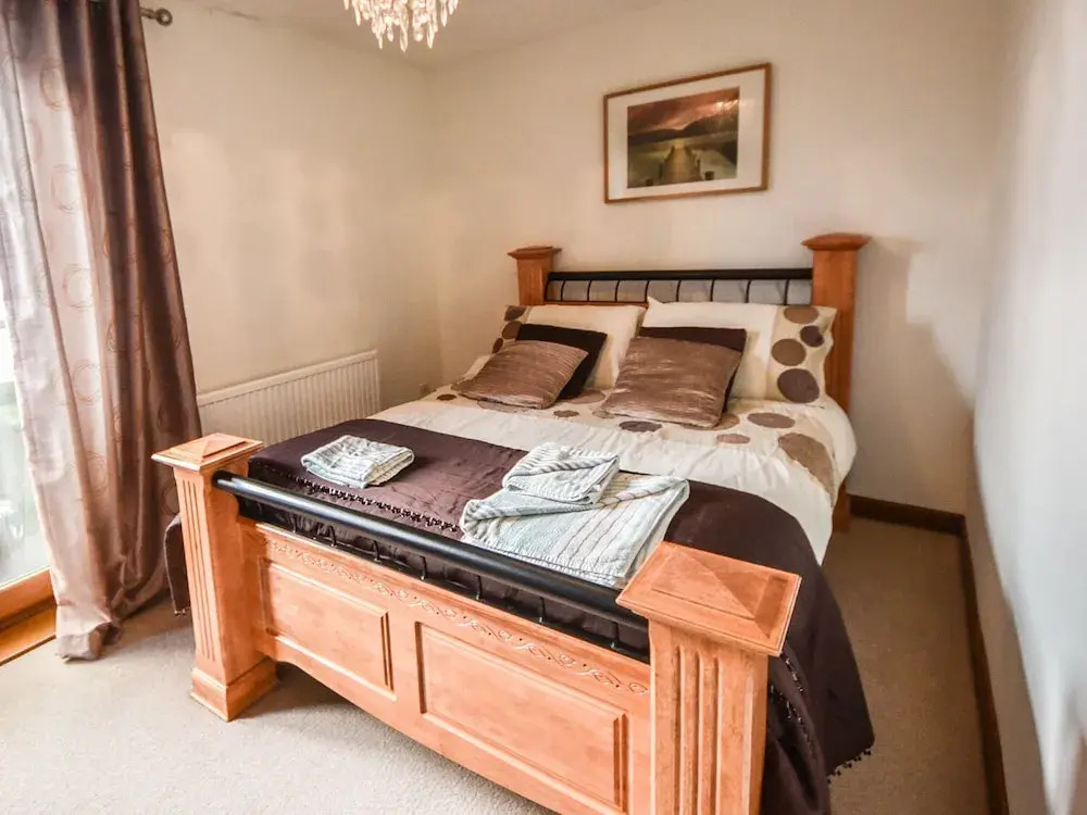 11 Anglesey Road