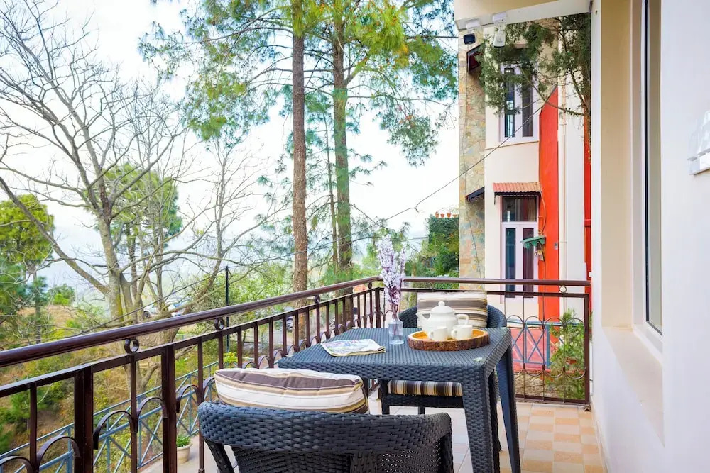 Alaya Stays Mehar Villa - 3 BHK With Garden & Scenic Views
