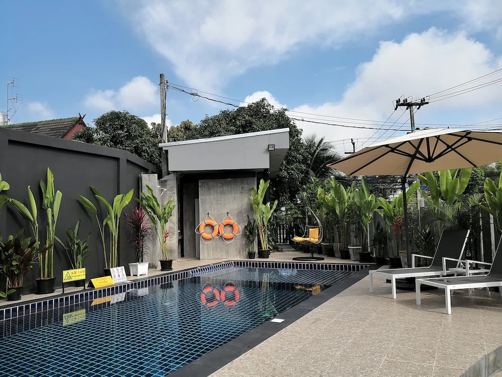 Votel Holiday House