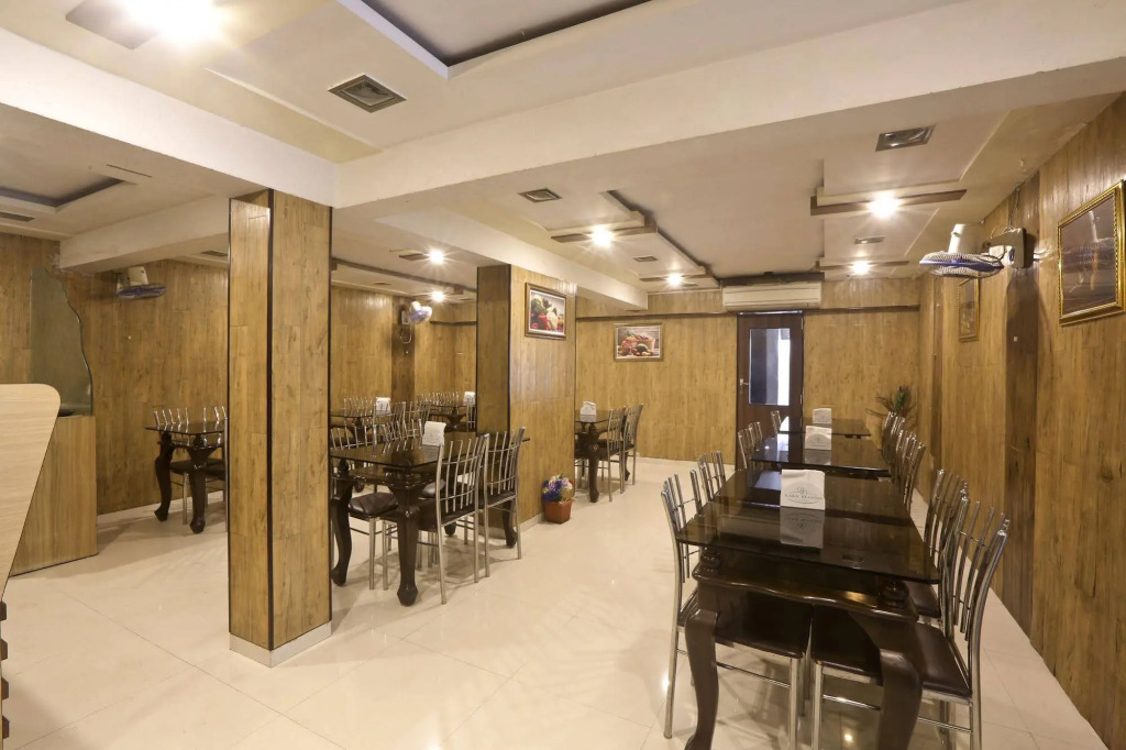 OYO Apartments Powai Lake