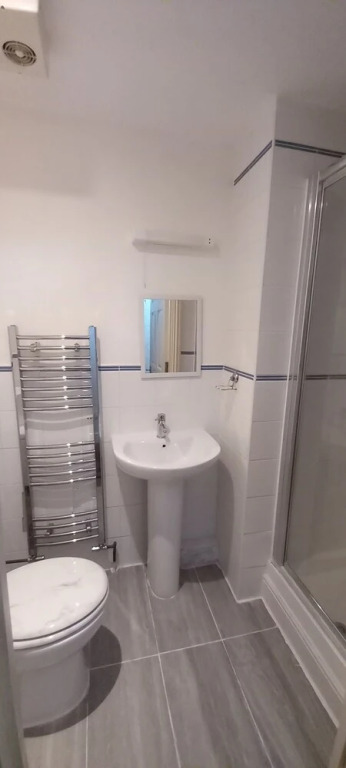 2 Bedrooms & 2 Bathrooms Apartment With an Ensuite