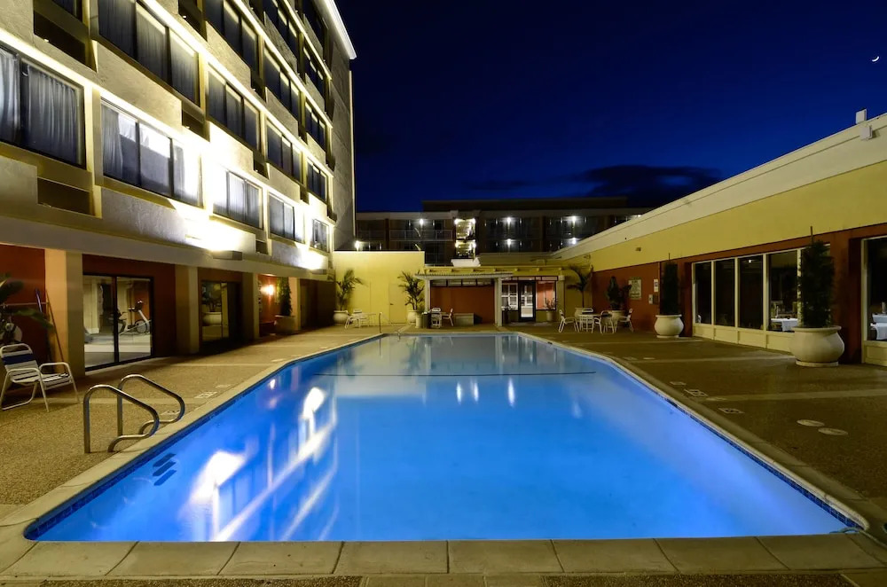 Holiday Inn Concord