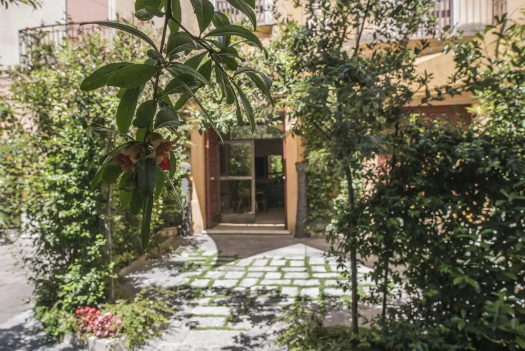 Atelier Inès Arts & Suites