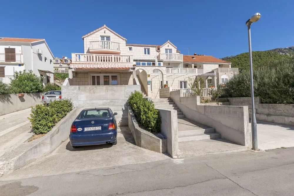 Apartments Jerka