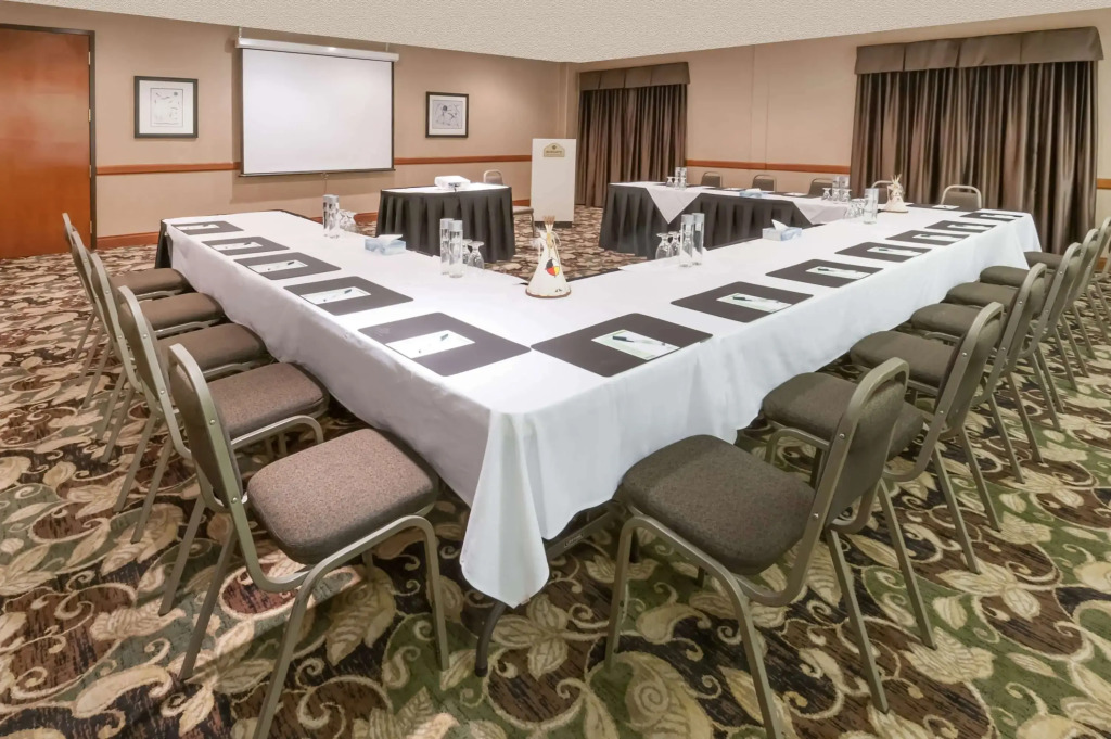 Wingate by Wyndham - Edmonton West