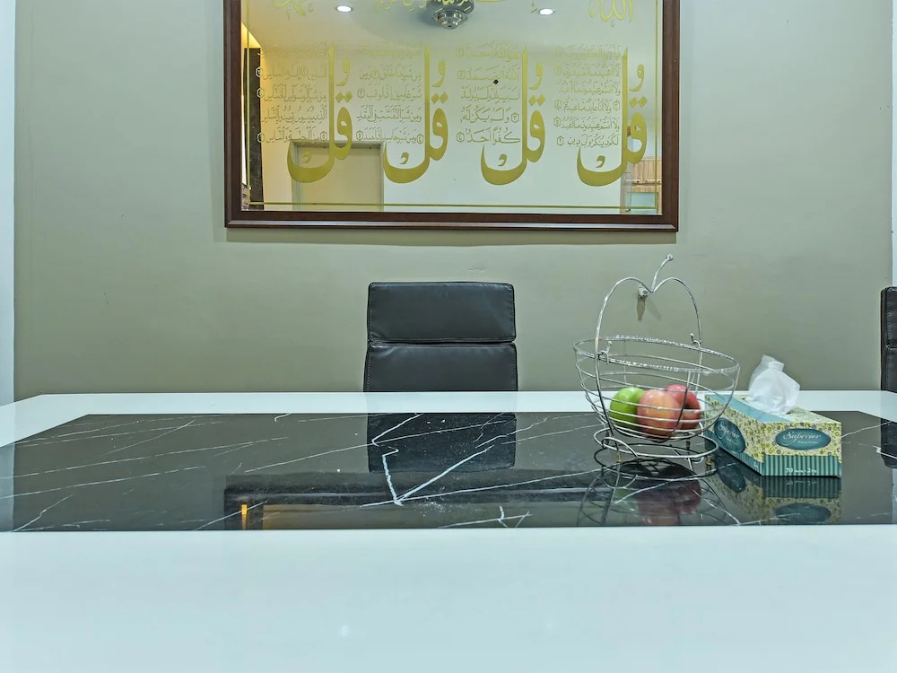 OYO Home 90532 Casa Azlinda Muslim