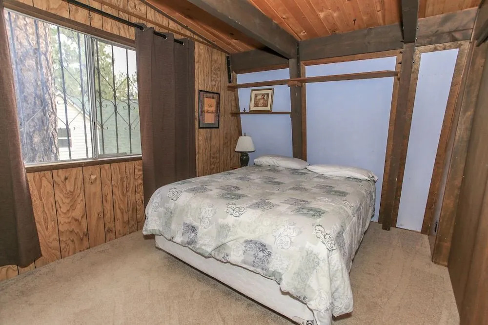 Bear Country Cabin