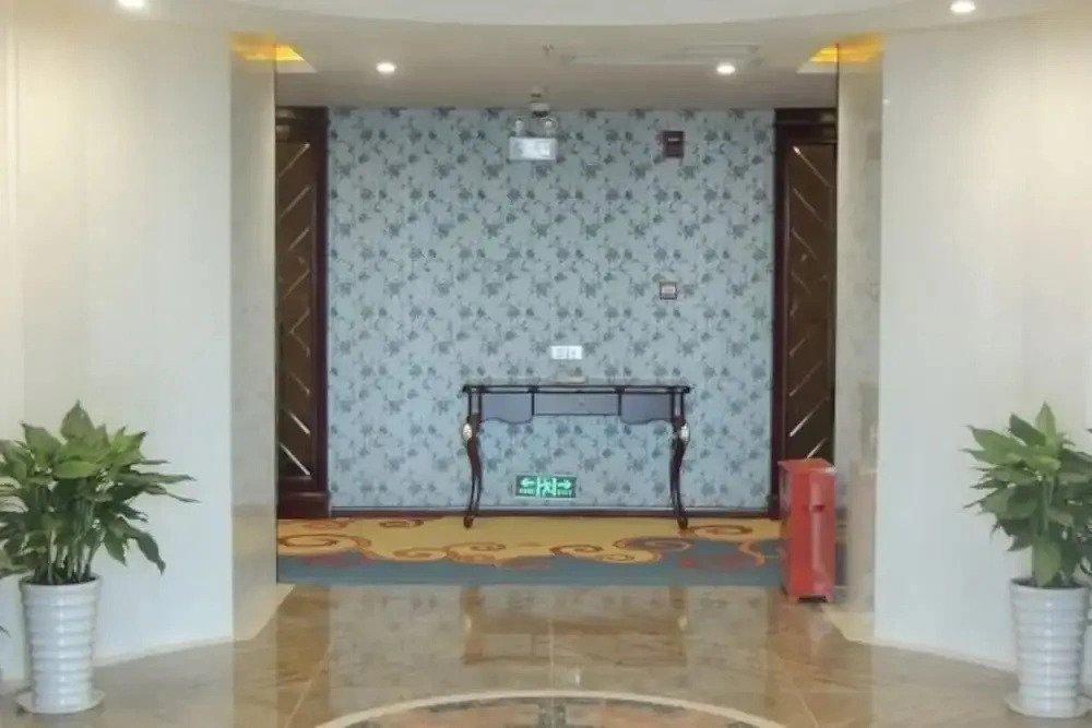 Jiaruisi Hotel