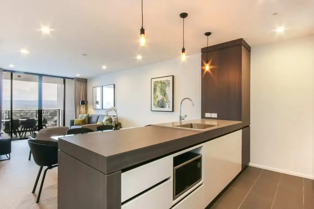 Luxurious 2 Bedroom Brand New Apartment With Amazing Hinterland Views