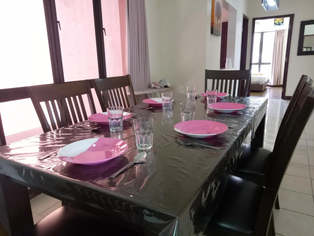 KK 5 Bedrooms Penthouse 3 Bedrooms Apartment Marina Court Resort Condominium