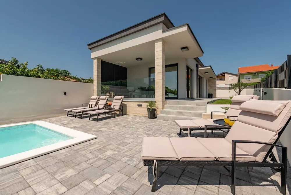 Villa Evita ZadarVillas