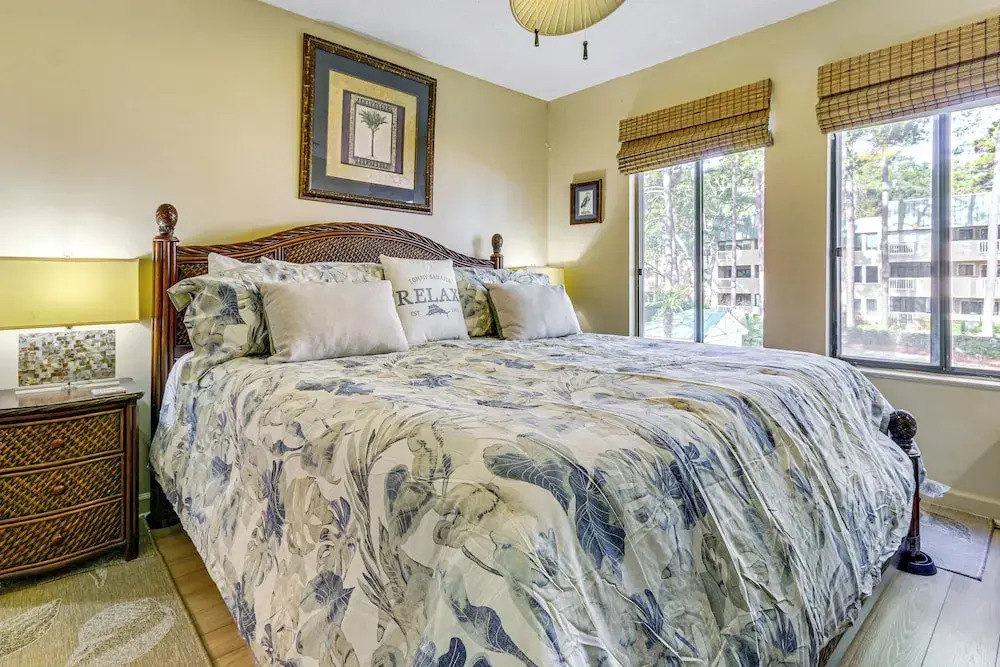 Closest 2 BR to the Beach! Hilton Head Condo